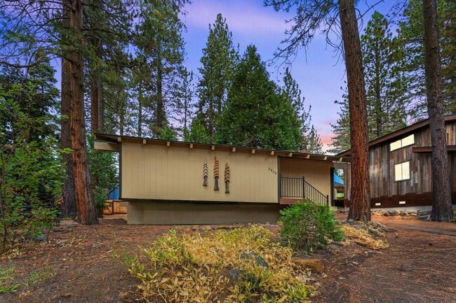 Building Photo - SKI LEASE: Gas Fireplace, Pet Friendly, Downtown Kings Beach