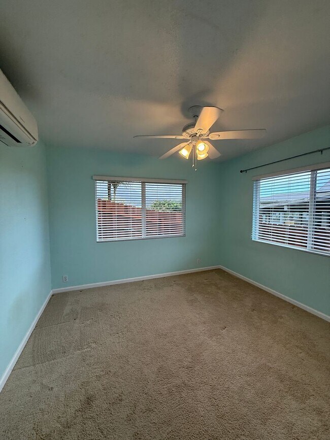 Building Photo - Beautiful Kaneohe home for rent 3/2/1