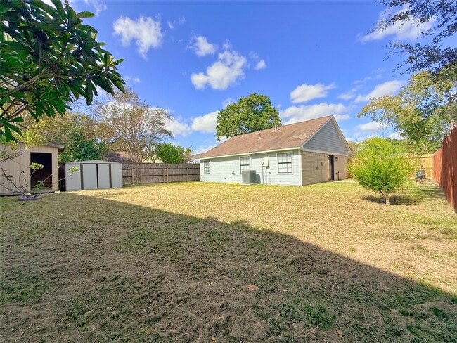 Building Photo - 20235 Blue Juniper Dr