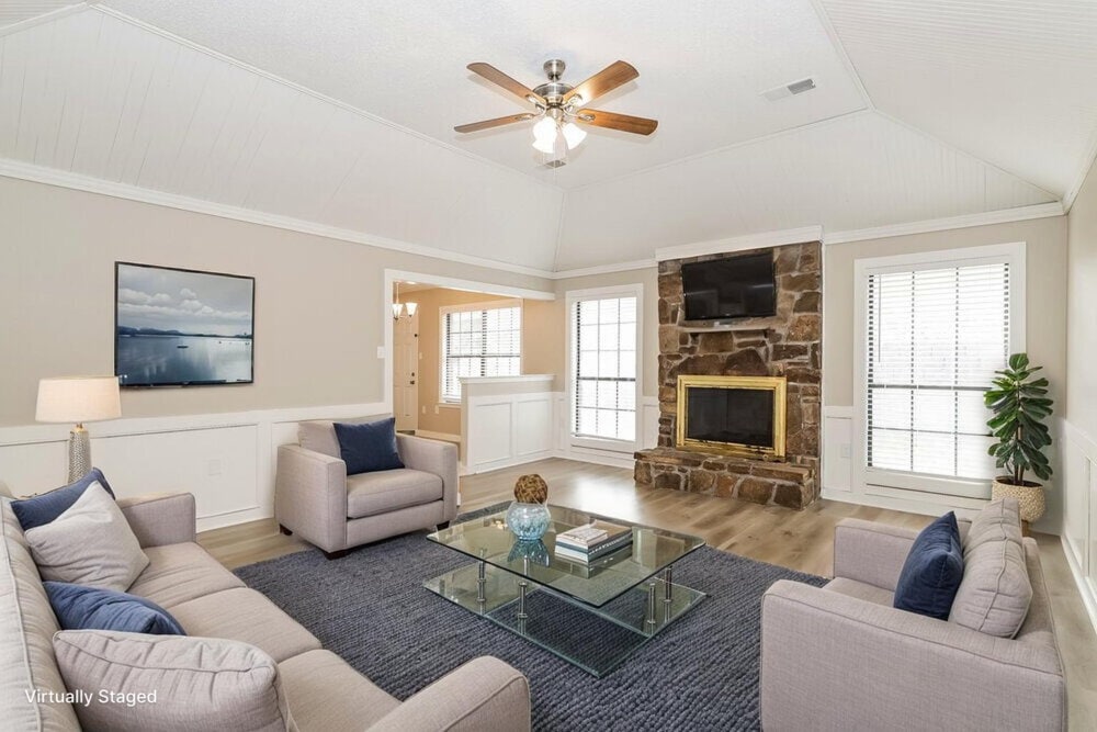 Building Photo - 8163 Cairn Dr