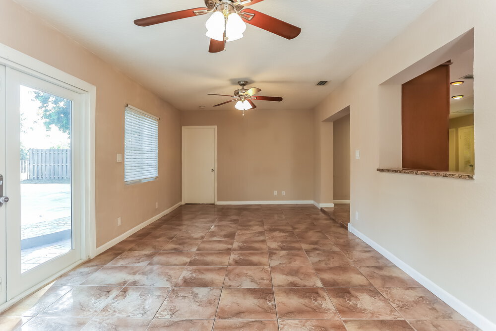 Building Photo - 9896 Liberty Ct