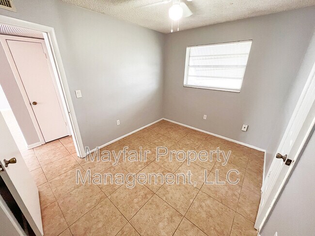 Building Photo - 5634 Grant St