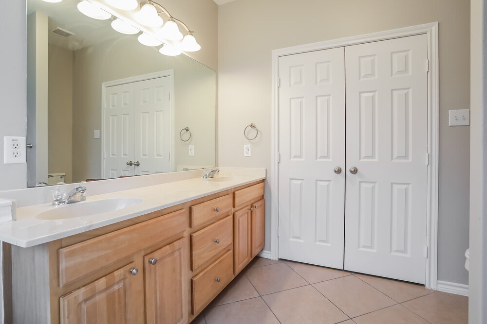 Building Photo - 2113 Beacon Way