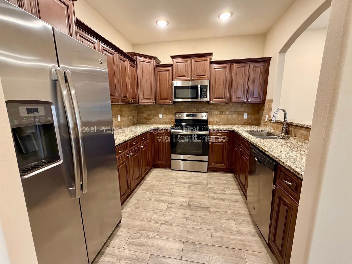 Building Photo - 9817 Mylea Cir