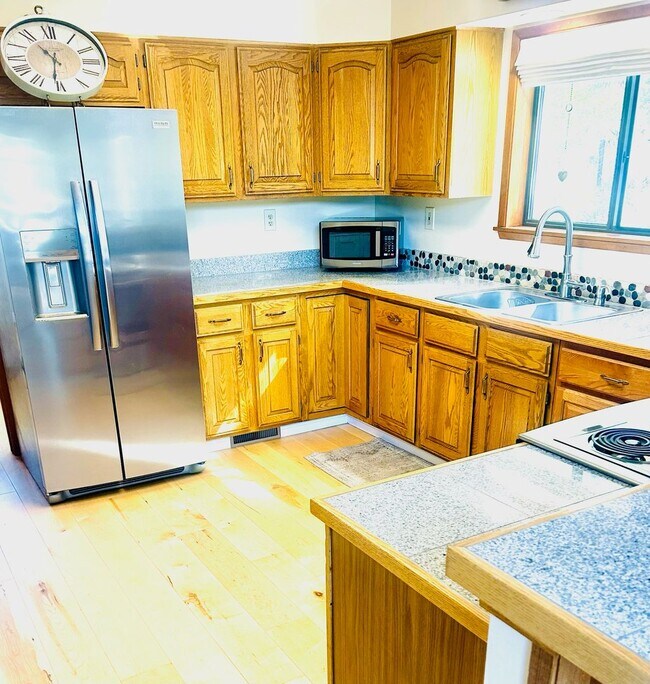 Building Photo - Stunning Fully Furnished A-Frame Mountain Retreat on Private Road – Fully Remodeled, Loft + Offic...