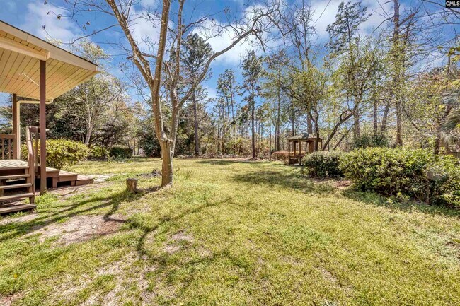 Building Photo - 605 N Donar Dr