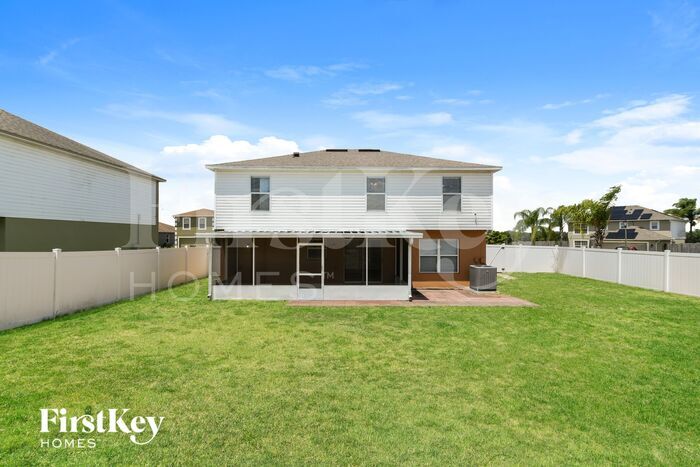 Building Photo - 215 Lobelia Dr