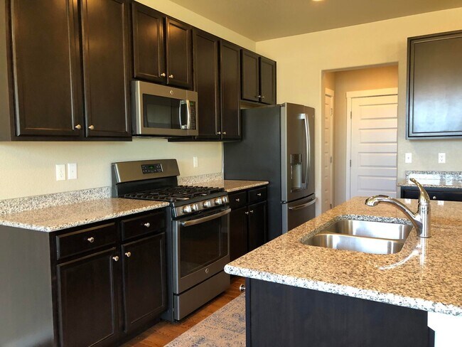 Building Photo - 6996 Tullamore Dr