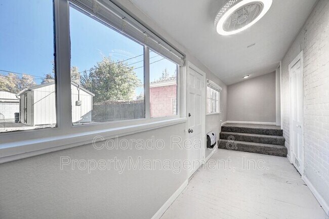 Building Photo - 3451 W 34th Ave