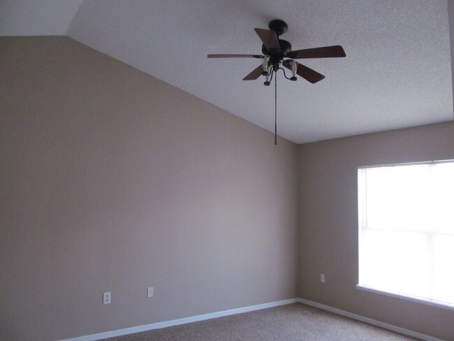Building Photo - UCF Area - 1 bedroom