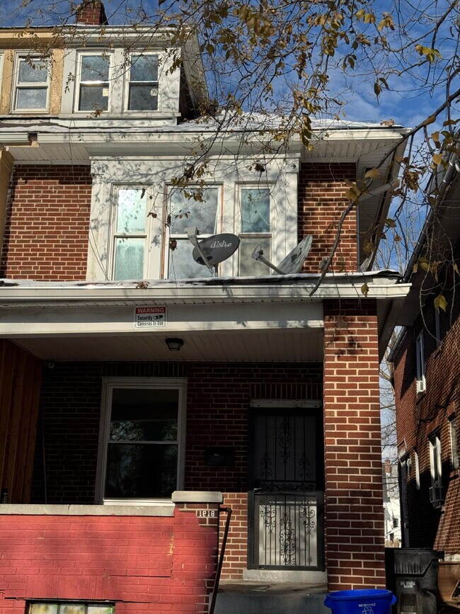 Primary Photo - 1818 Walnut St