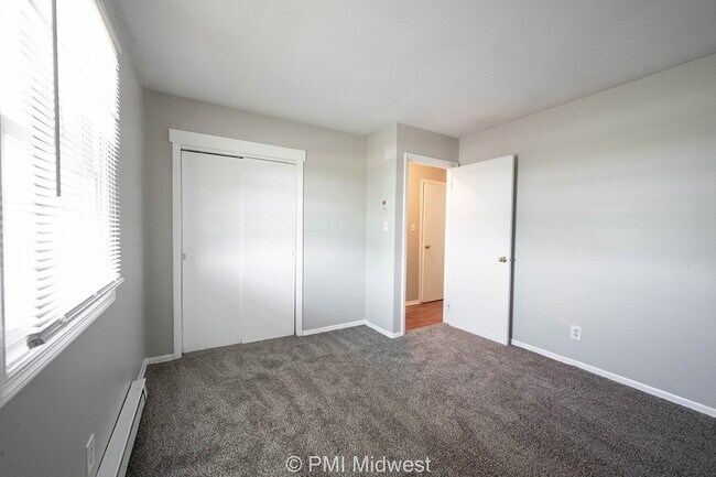 Building Photo - "Charming 2-Bedroom Retreat in New Palestine - 800 Sq Ft of Comfort!"