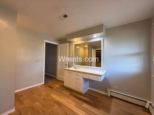 Building Photo - Spacious 6-Bedroom Home with Pool & Multiple Fireplaces – Great Northside Location!