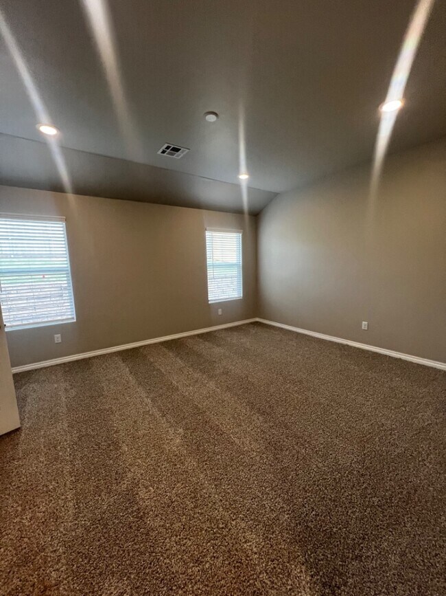 Building Photo - 2765 Alice Wy