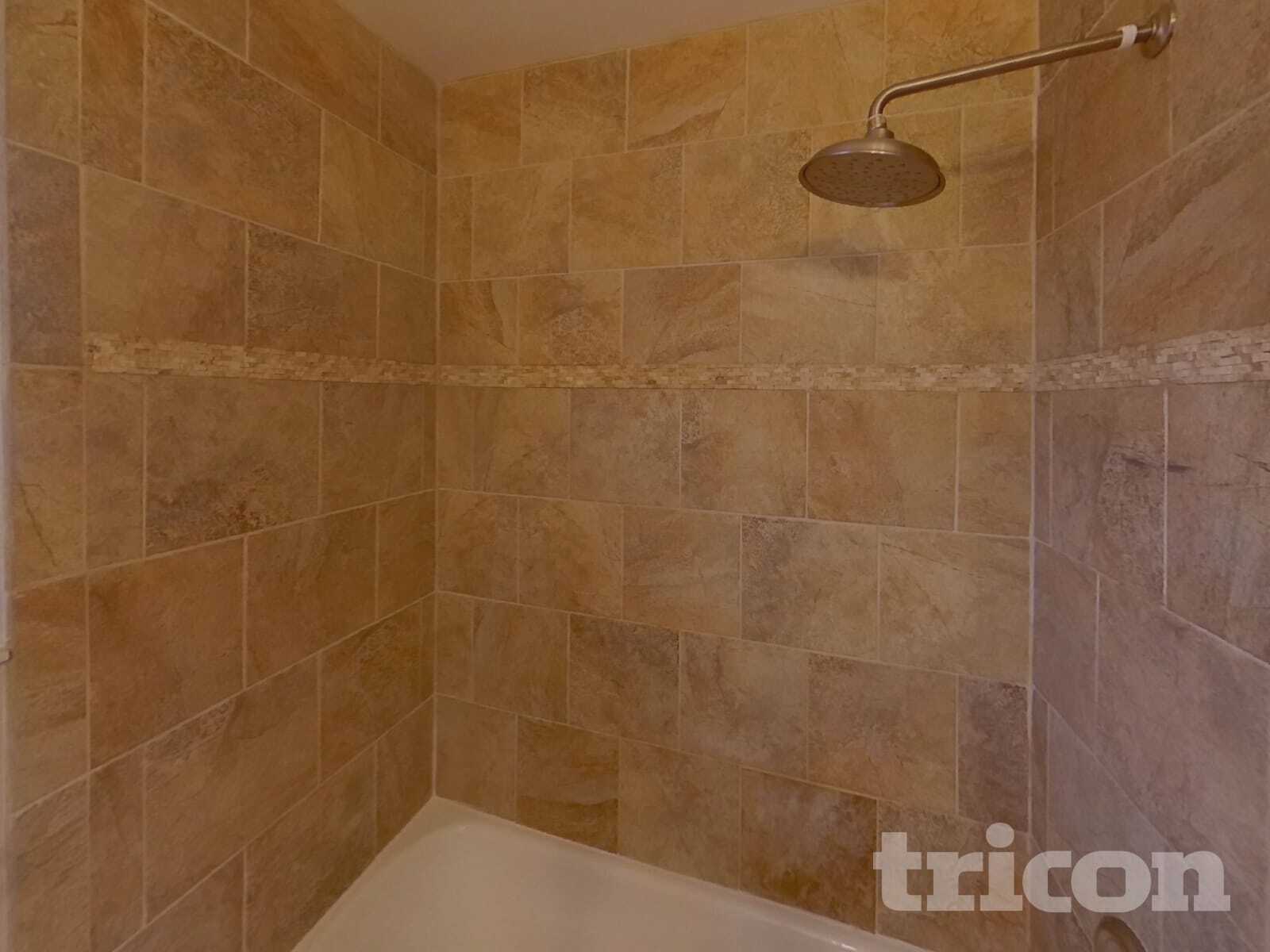 Building Photo - 1915 Berkshire Ln