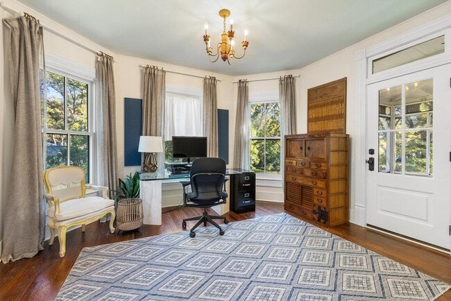 Building Photo - 4104 Avenue F