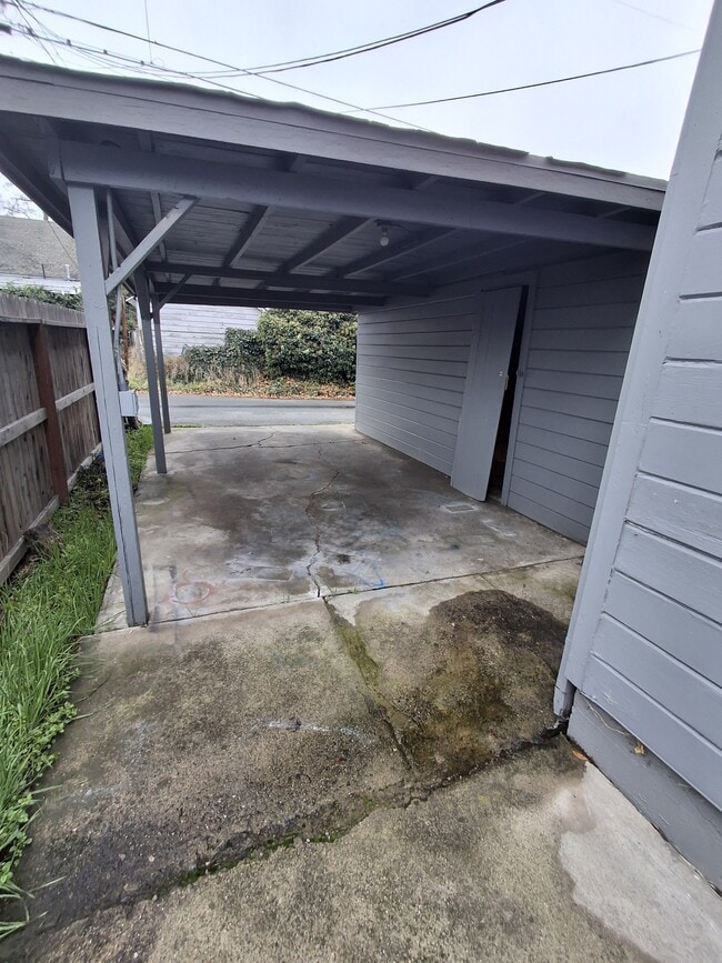 Building Photo - 309 Marie St