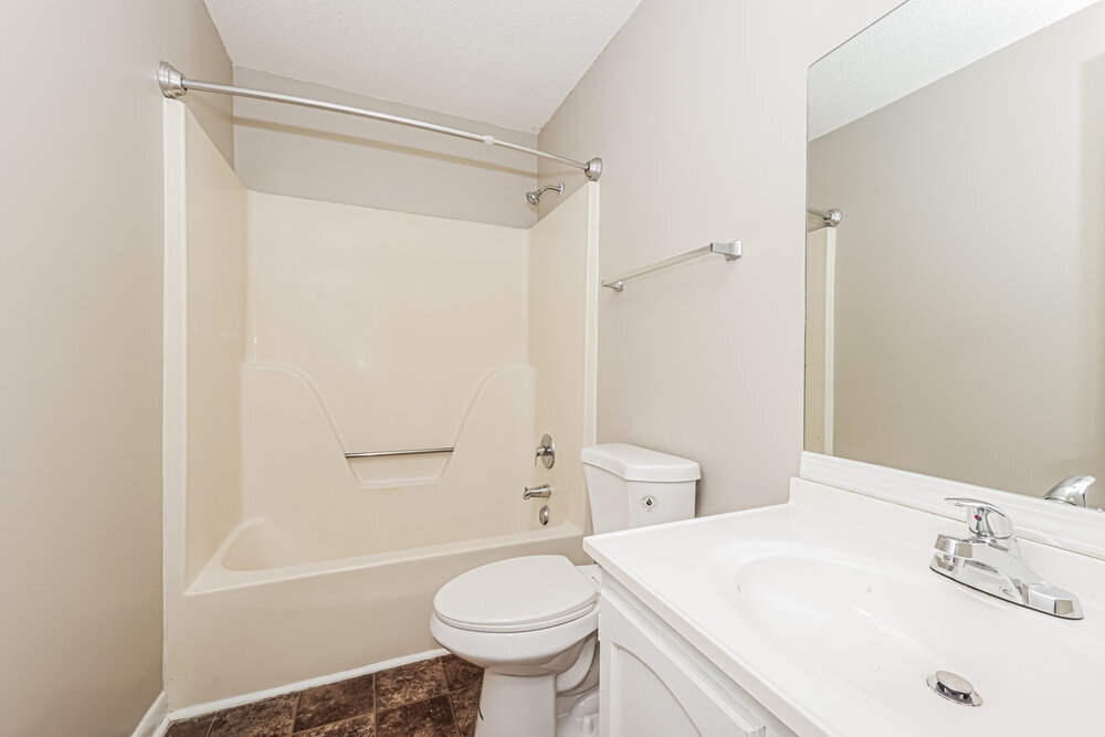 Building Photo - 110 Bland Dr