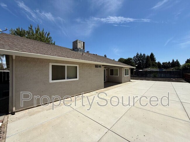 Building Photo - 1444 Snead Ct