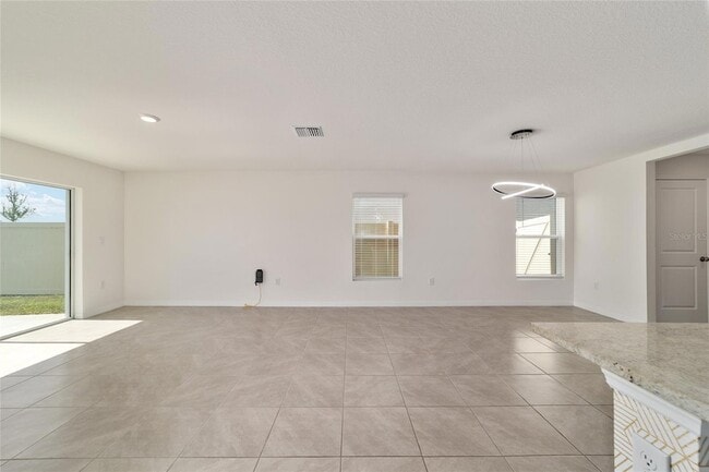 Building Photo - 8741 SW 45th Ct