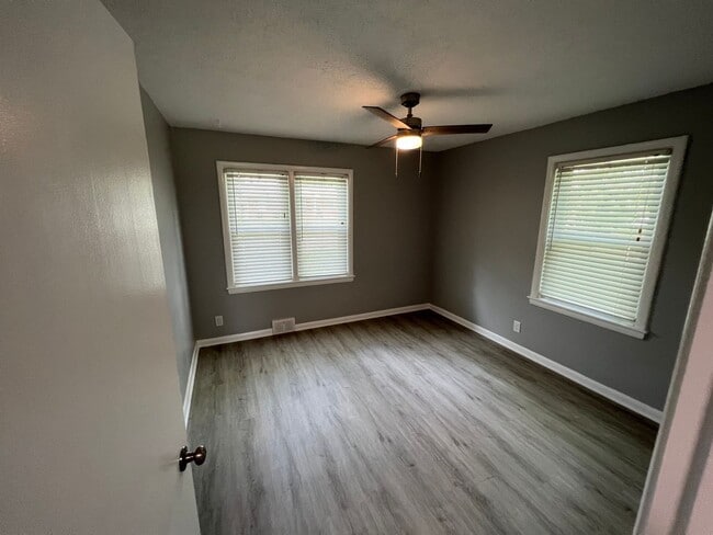 Building Photo - 12208 Ridge Crest Dr