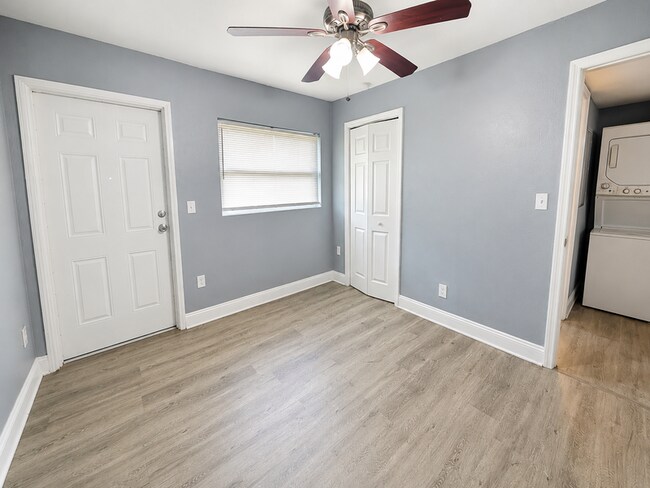 Building Photo - 710 Wailes St