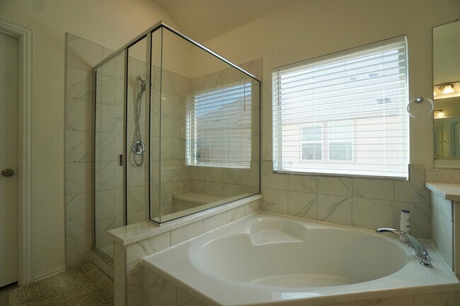 Building Photo - 208 Monteforte Rd