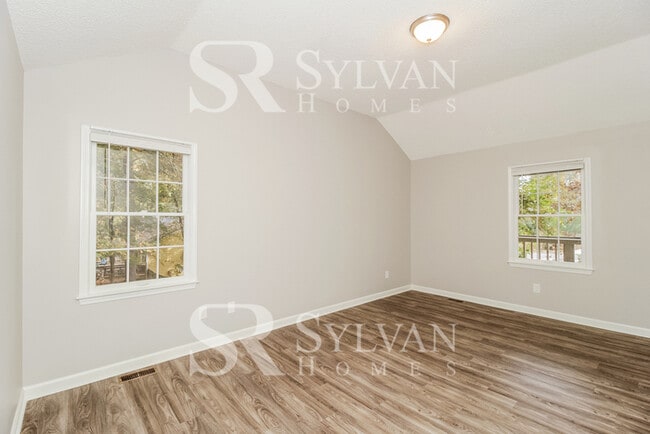 Building Photo - Coming HOME never felt so good!