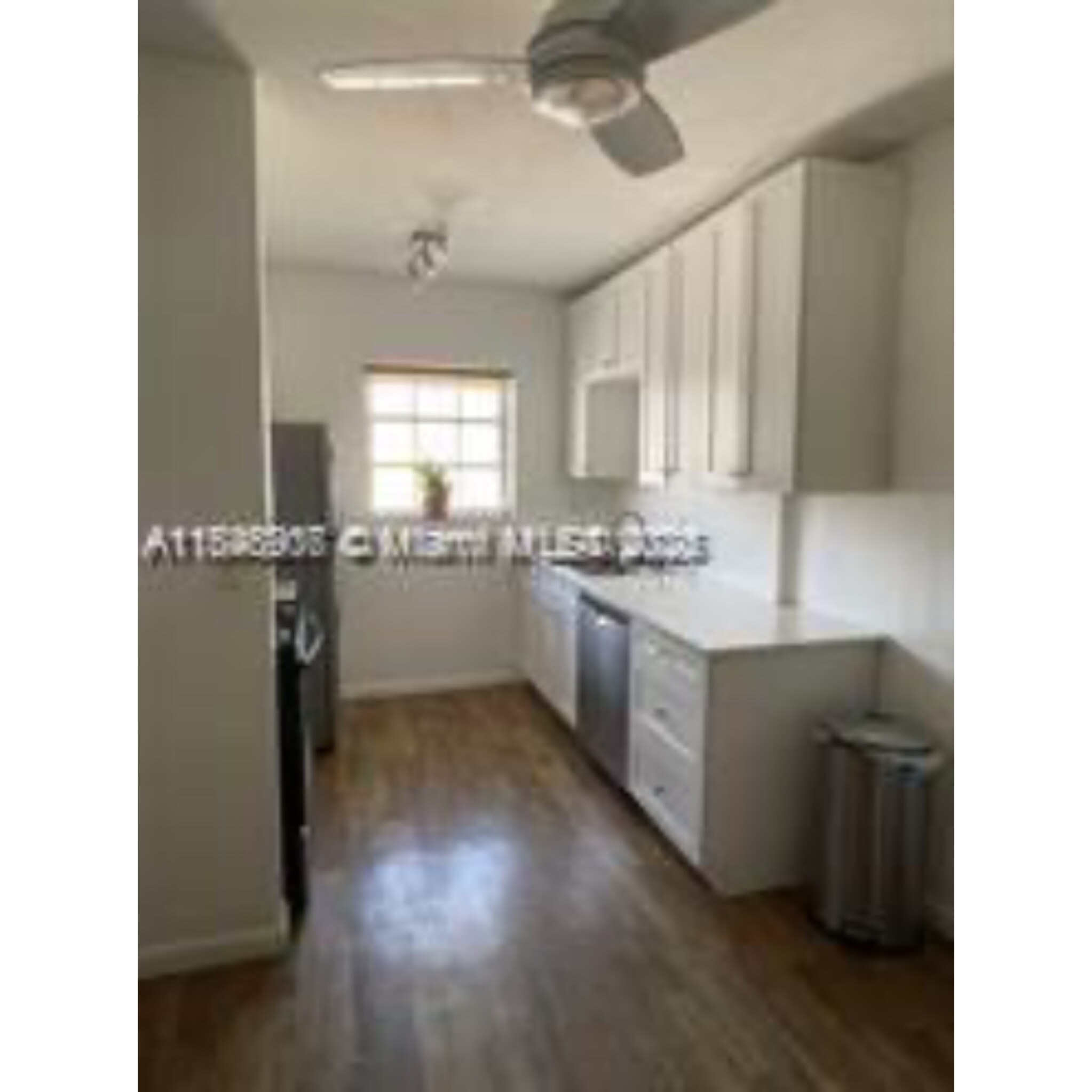Building Photo - 6511 Santona St