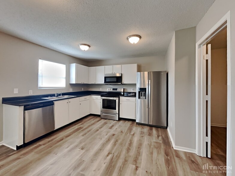 Building Photo - 6238 Monteo Ln