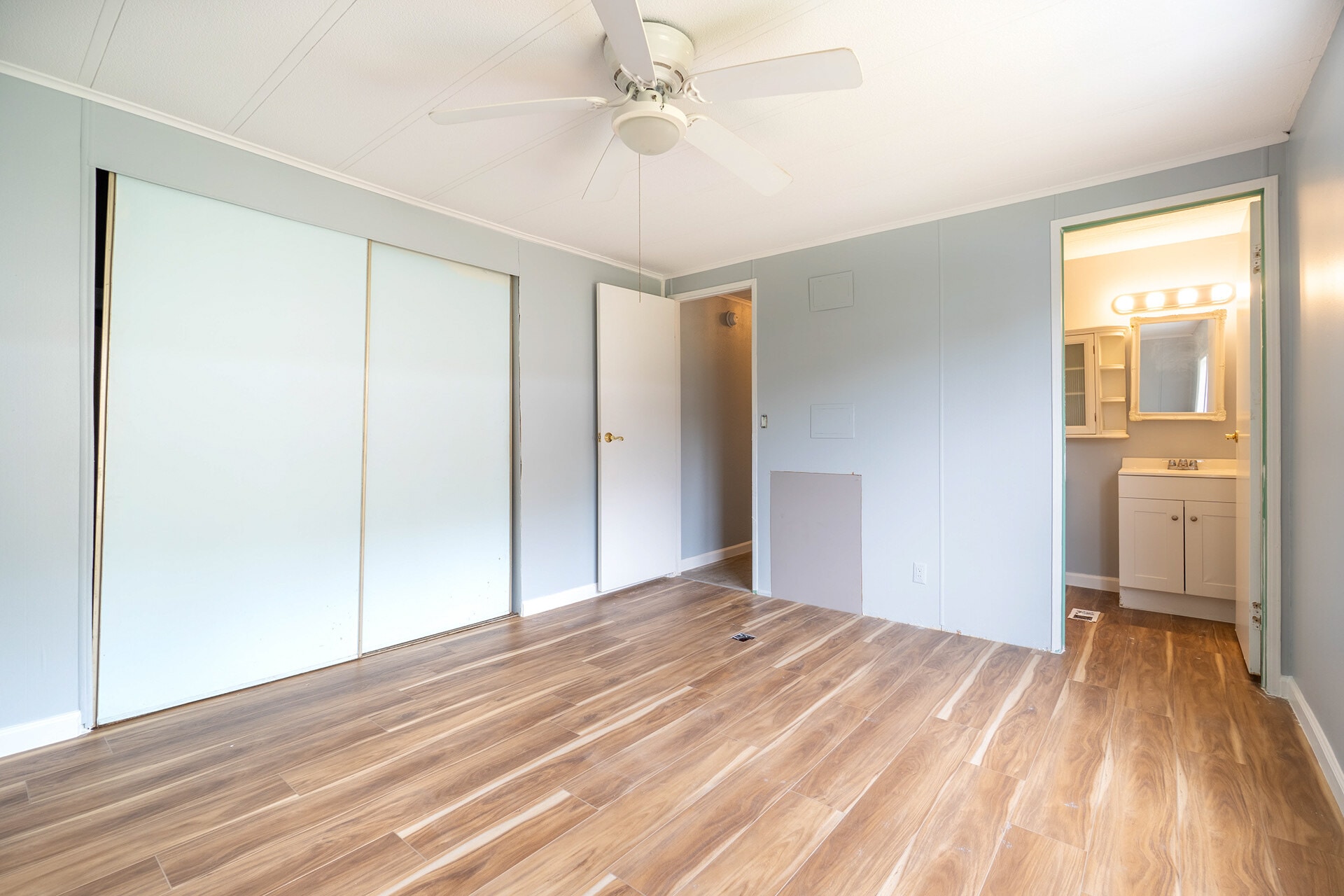 Building Photo - 5461 Columbus Cir