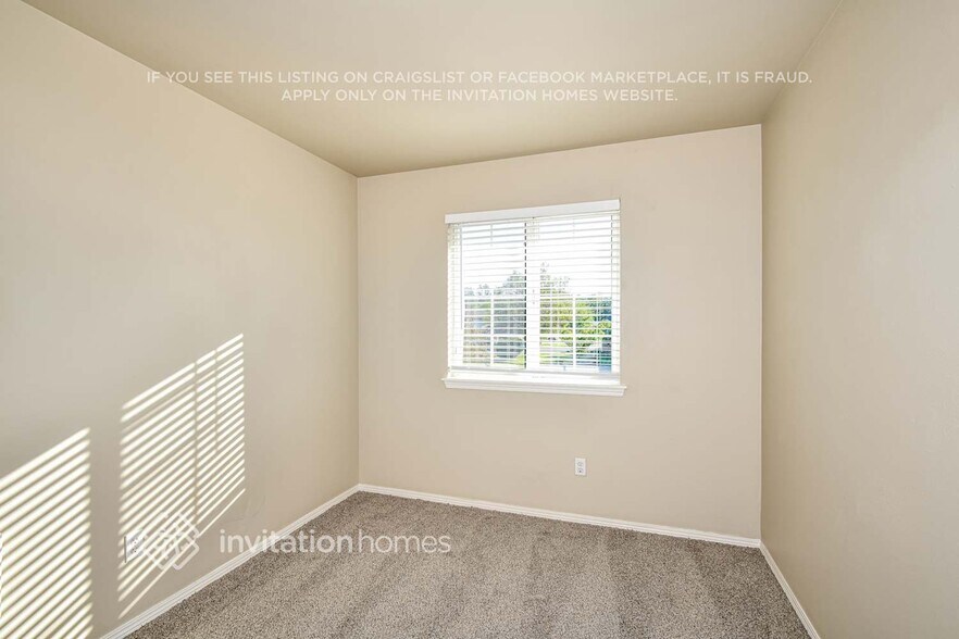 Building Photo - 604 Cammarano Ct SW