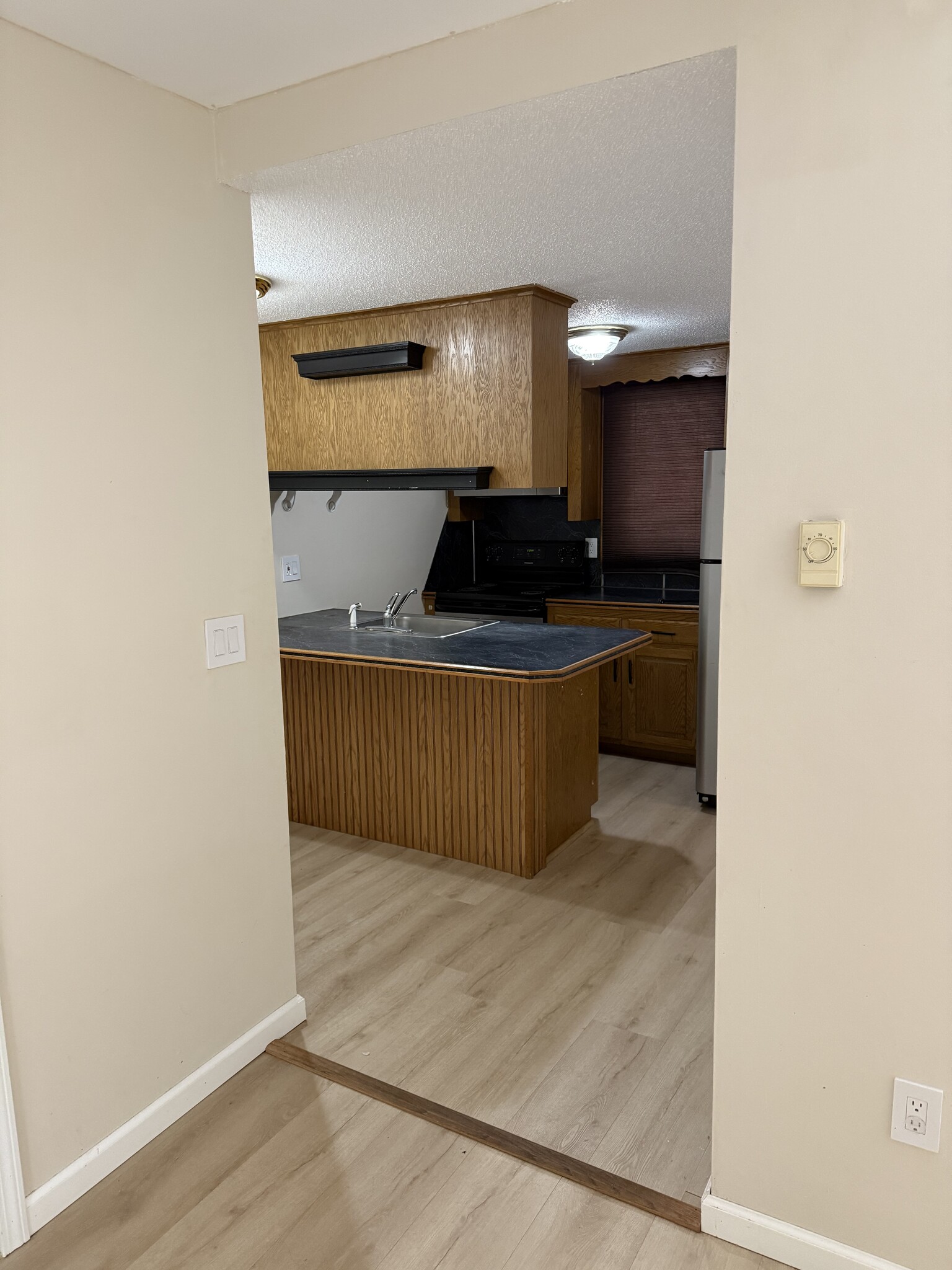 Building Photo - 482 East St