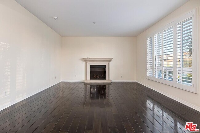 Building Photo - 1257 Brockton Ave