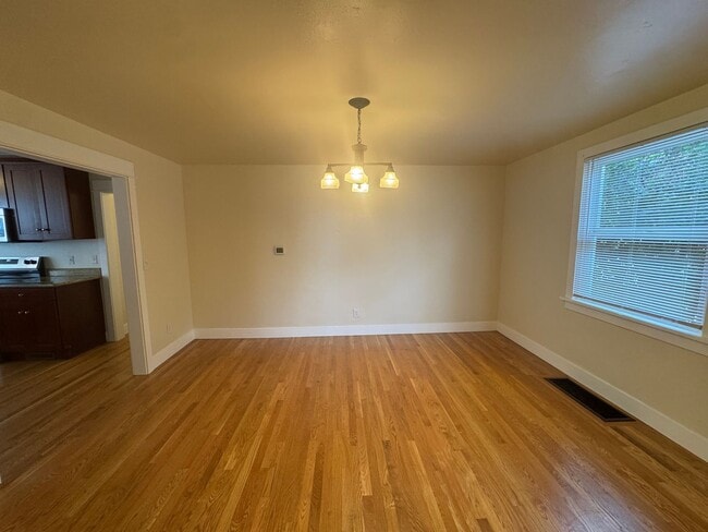 Building Photo - 1735 24th Ave