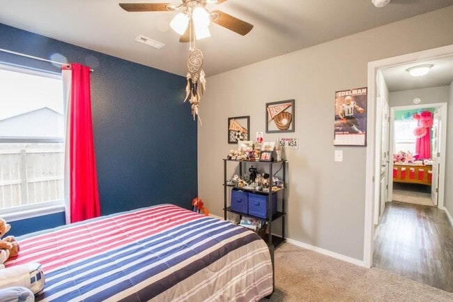 Building Photo - Wonderful and Spacious Rental Opportunity.