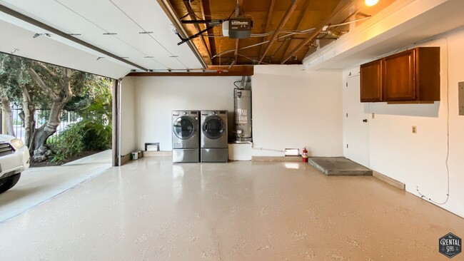 Building Photo - GORGEOUS TWO-STORY CONDO IN CULVER CITY | ...