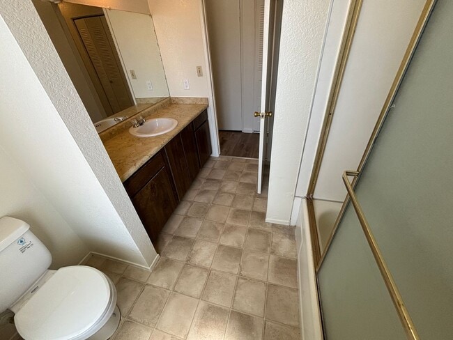 Building Photo - Two Bedroom, Two Bathroom Second Floor Apa...