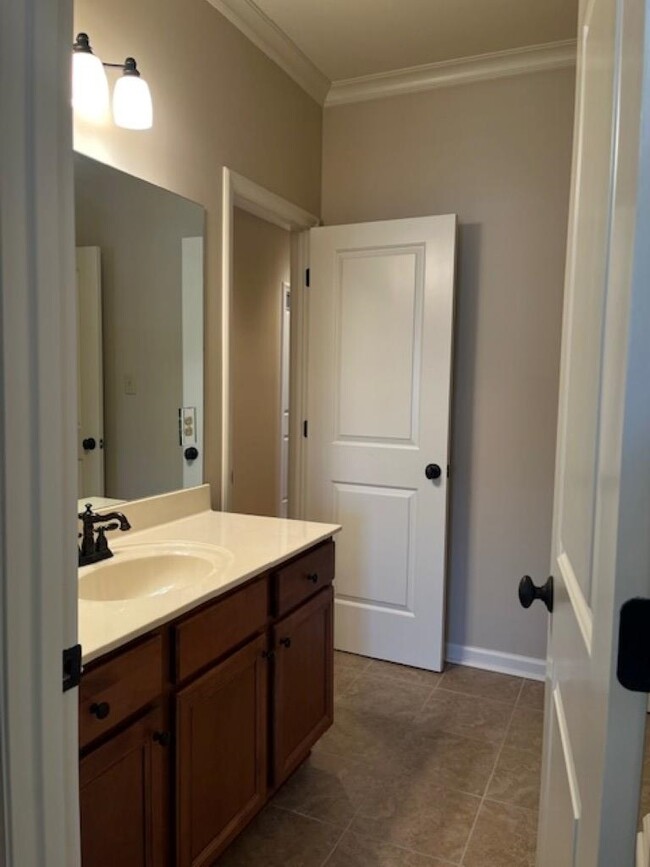 Building Photo - 9215 Liggon Green Ln