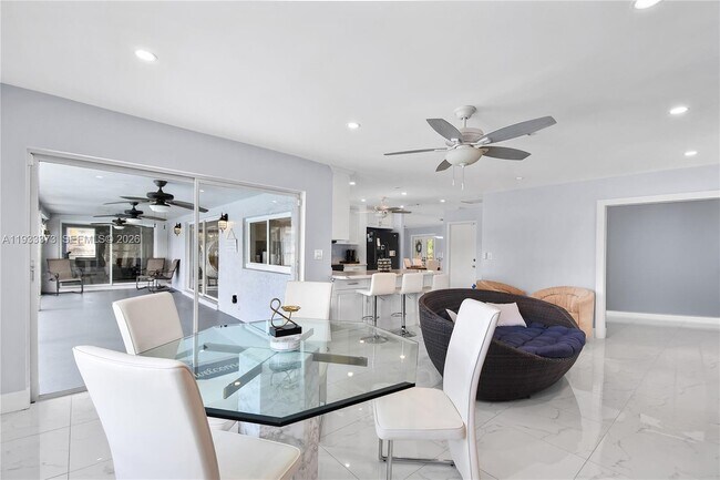 Building Photo - 406 Sailboat Cir