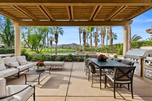 Building Photo - 79910 Mission Dr E