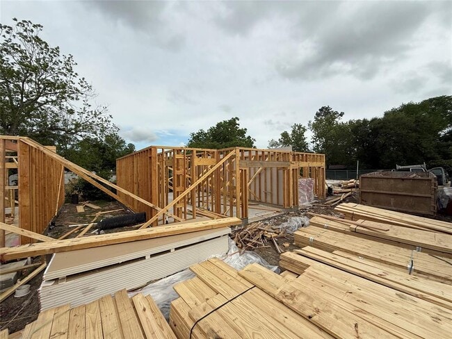 Building Photo - 3537 Alderfer St