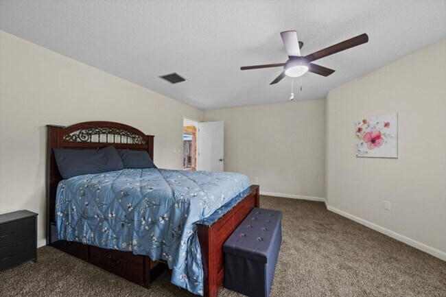 Building Photo - 3306 Fargo Ave