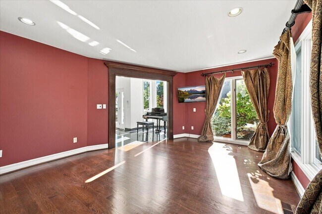 Building Photo - 6122 Trailwood Ln