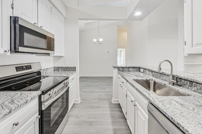 Primary Photo - Fully Renovated - Top Floor 2BD/2BA Condo ...