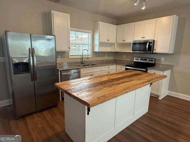 Building Photo - 78 Liberty Court Dr