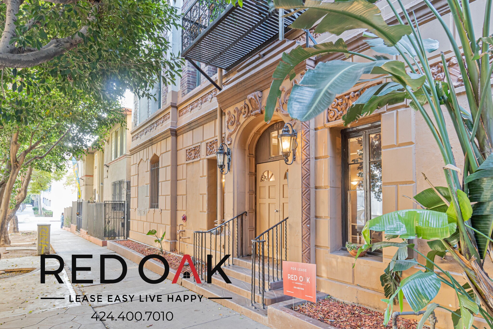 Building Photo - 849 S Oxford Ave