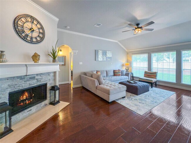 Building Photo - 2516 Spring Landing Dr