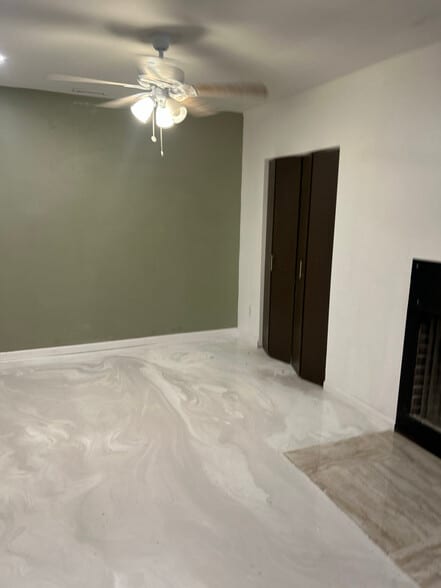 Building Photo - 3755 Shreve Ave