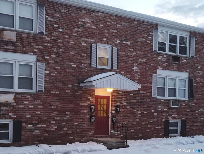 Building Photo - 53 Hiltbrand Rd